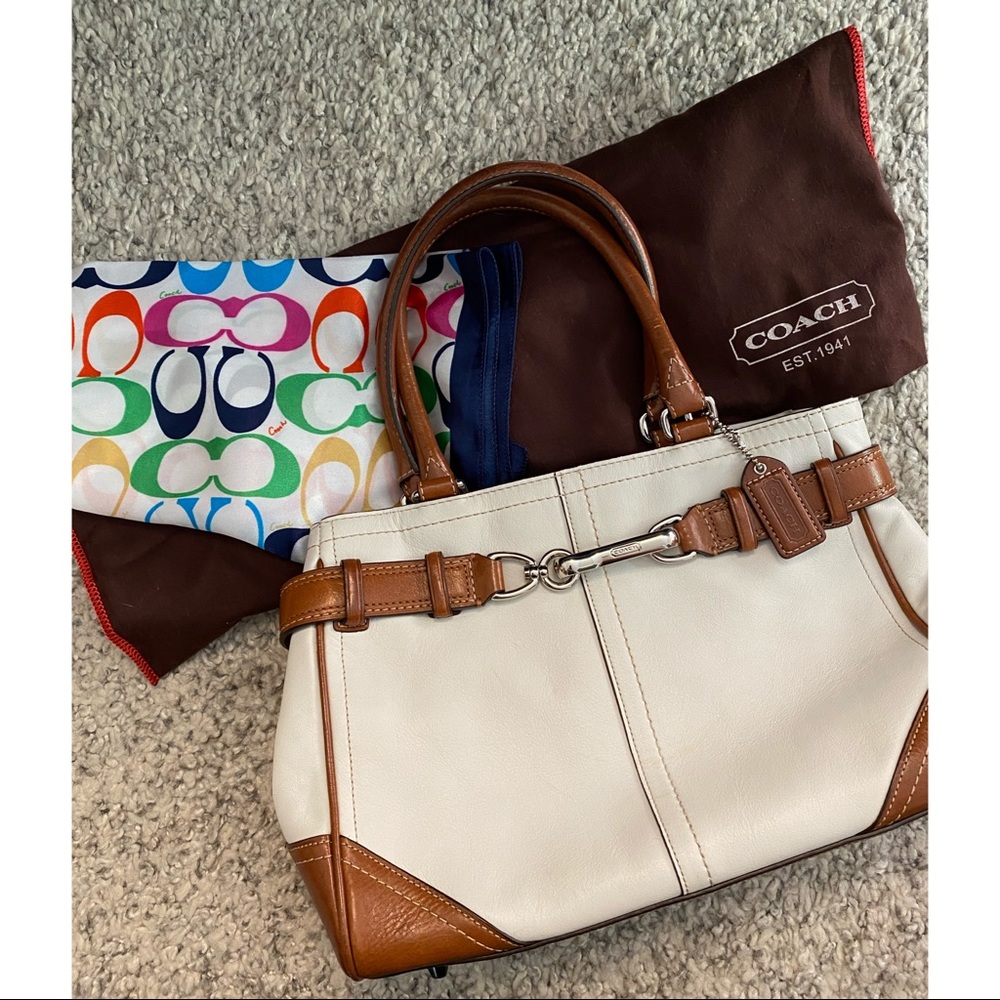 Coach White Leather Purse